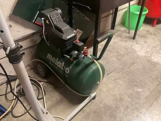 Metabo basic 280-50w luchtcompressor - afbeelding 1 van  4