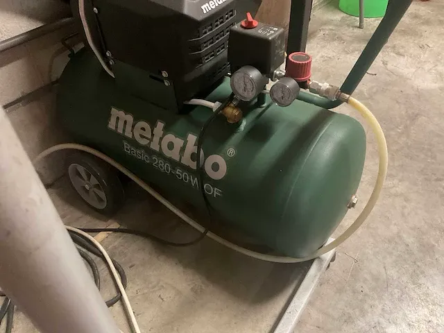 Metabo basic 280-50w luchtcompressor - afbeelding 2 van  4