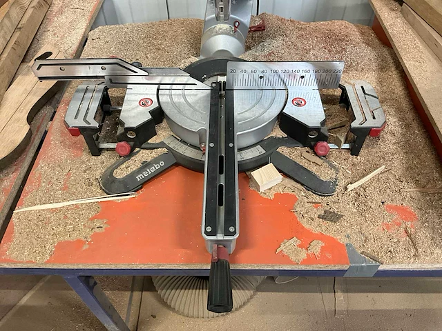 Metabo kgs 305 m cirkelzaagmachine - afbeelding 3 van  6