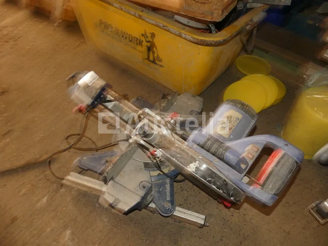 Metabo kgs254 opklapbare tafel radiaalzaag - afbeelding 3 van  7