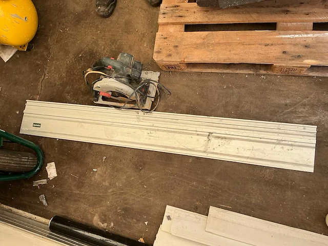 Metabo ks 55 fs afkortcirkelzaagmachine - afbeelding 1 van  4