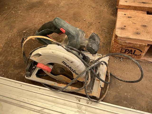Metabo ks 55 fs afkortcirkelzaagmachine - afbeelding 2 van  4