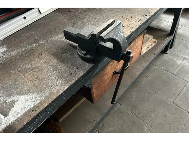 Metabo metaal lintzaag op werktafel n°13 - afbeelding 7 van  9