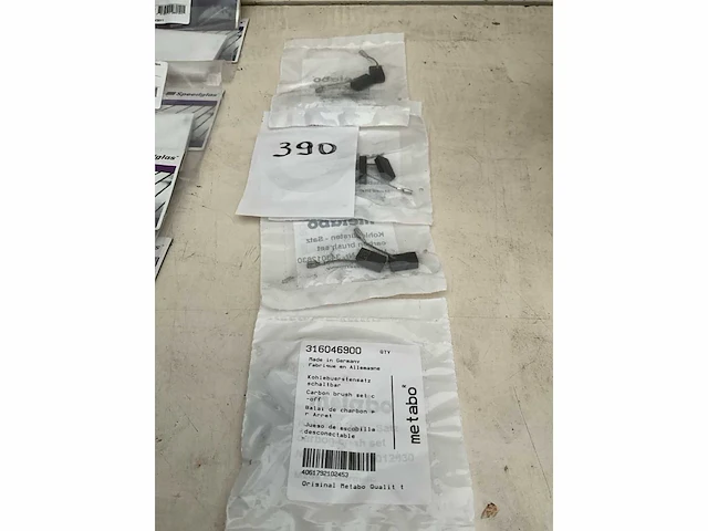 Metabo. overig elektra toebehoren,koolborstel set (4x) - afbeelding 2 van  2