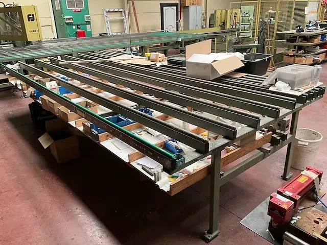 Metalen aan/afvoertafel soenen hendrik - afbeelding 1 van  8