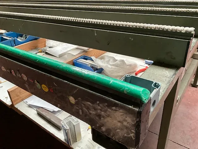 Metalen aan/afvoertafel soenen hendrik - afbeelding 3 van  8