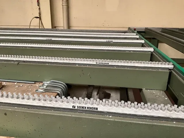 Metalen aan/afvoertafel soenen hendrik - afbeelding 4 van  8