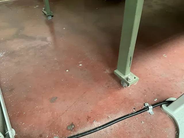 Metalen aan/afvoertafel soenen hendrik - afbeelding 7 van  8