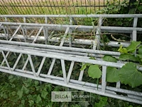 Metalen antennepalen en afrastering - afbeelding 7 van  7