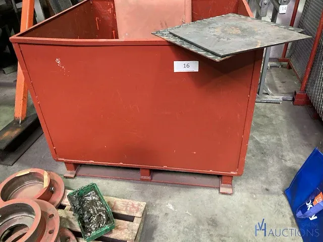 Metalen bak - afbeelding 1 van  4