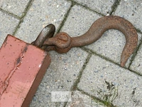 Metalen balk met lasthaak voor heftruck - afbeelding 3 van  3