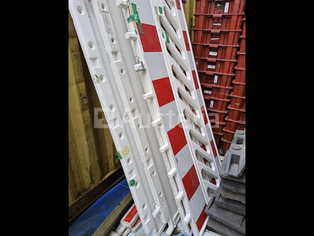 Metalen barrière - afbeelding 2 van  2