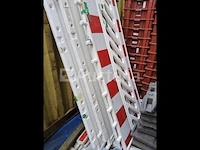 Metalen barrière - afbeelding 2 van  2