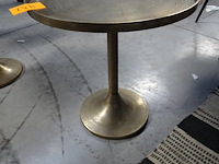 Metalen bijzettafel - afbeelding 1 van  2