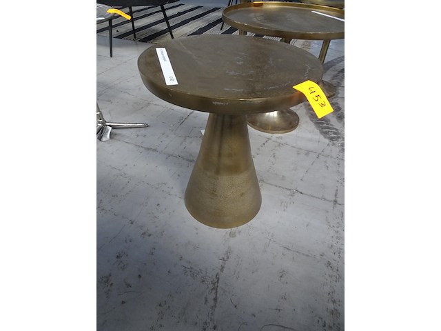 Metalen bijzettafel - afbeelding 1 van  2