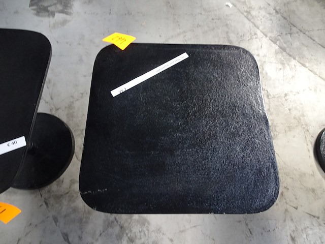 Metalen bijzettafel - afbeelding 2 van  2