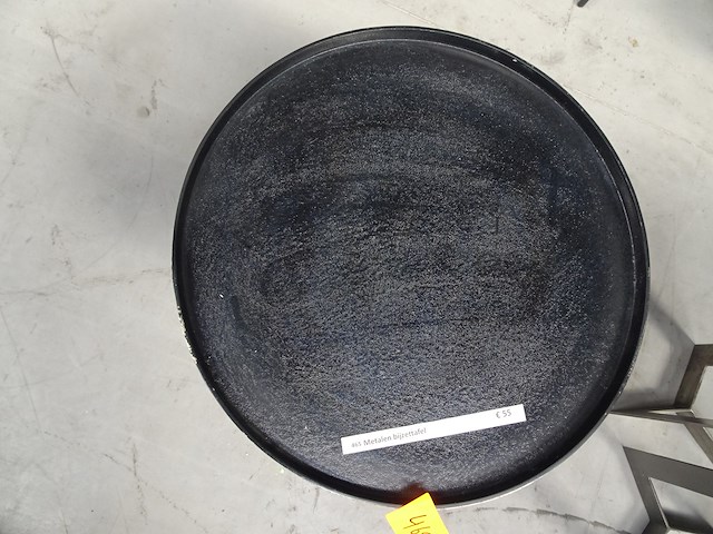 Metalen bijzettafel - afbeelding 2 van  2