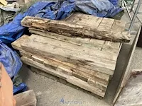 Metalen bok met houtrestanten - afbeelding 5 van  6