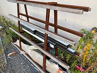 Metalen bok - afbeelding 2 van  2