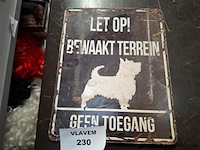 Metalen bord - afbeelding 1 van  1