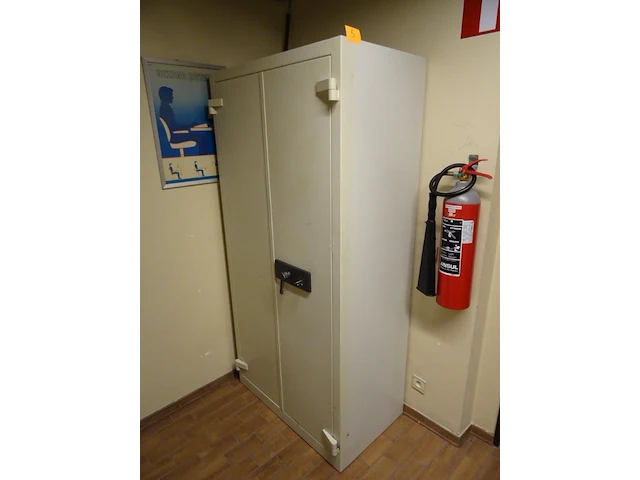 Metalen brandkast - afbeelding 1 van  6
