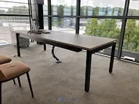 Metalen bureau met formica bovenblad - afbeelding 2 van  5