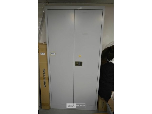 Metalen bureaukast met inhoud - afbeelding 1 van  6