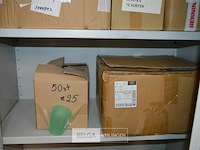 Metalen bureaukast met inhoud - afbeelding 4 van  6