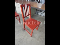Metalen bureaus, houten plank + houten stoelen - afbeelding 9 van  17