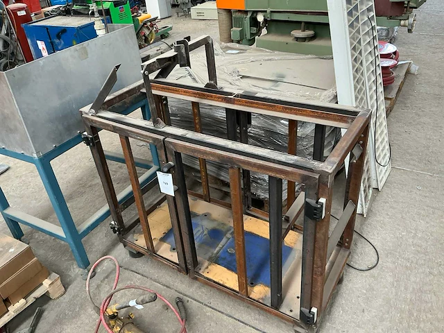 Metalen constructie - afbeelding 1 van  5