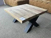 Metalen design salontafel mango voorzien van houten bovenblad (vierkant)