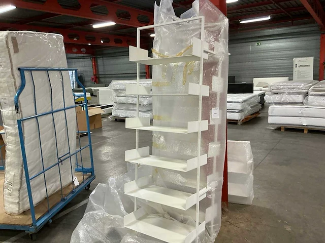 Metalen design wandrekken (4x) - afbeelding 1 van  5