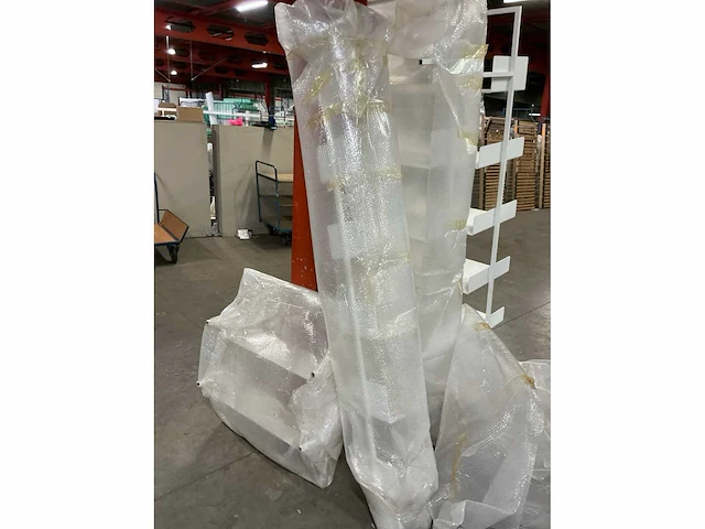 Metalen design wandrekken (4x) - afbeelding 5 van  5