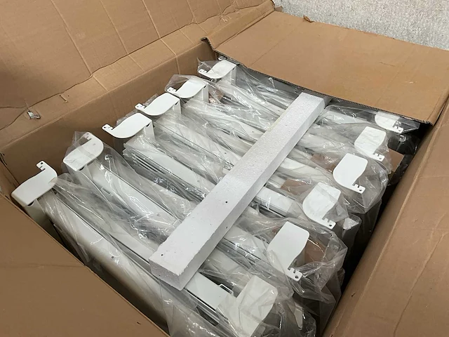 Metalen display rekken (5x) - afbeelding 7 van  17