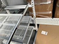 Metalen display rekken (5x) - afbeelding 9 van  17