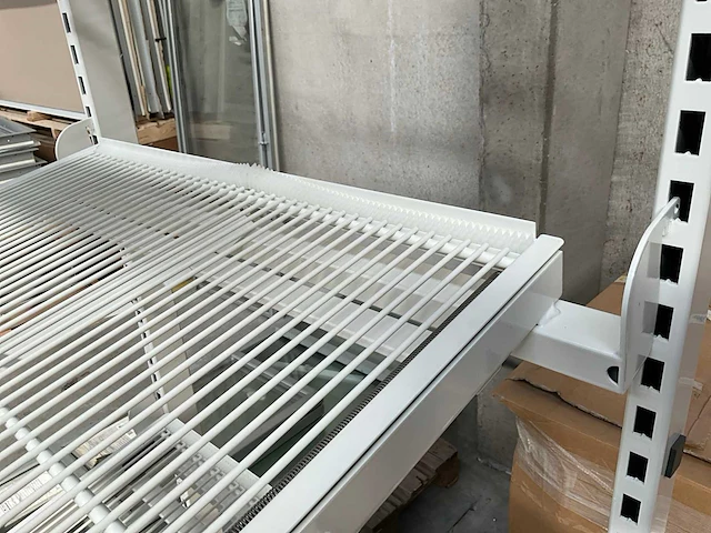 Metalen display rekken (5x) - afbeelding 17 van  17