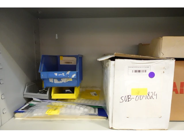 Metalen dossierkast + inhoud - afbeelding 8 van  8