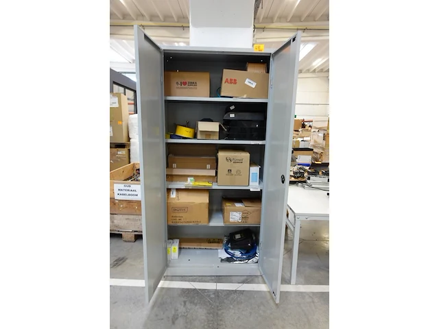 Metalen dossierkast + inhoud - afbeelding 6 van  13