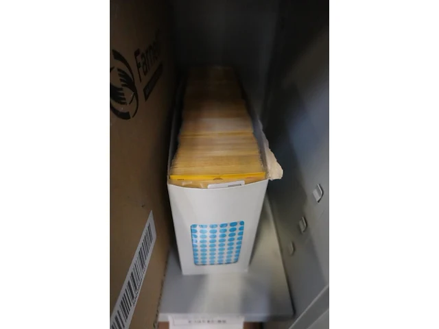 Metalen dossierkast + inhoud - afbeelding 11 van  13