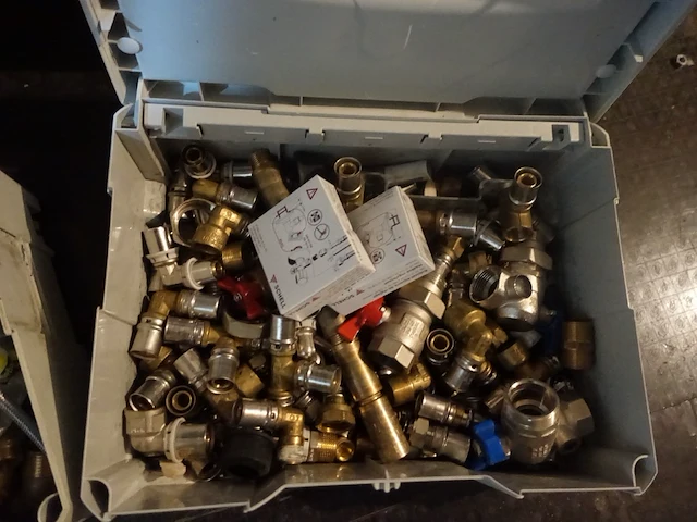 Metalen dossierkast + inhoud - afbeelding 3 van  6