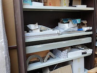 Metalen dossierkast + inhoud - afbeelding 2 van  5