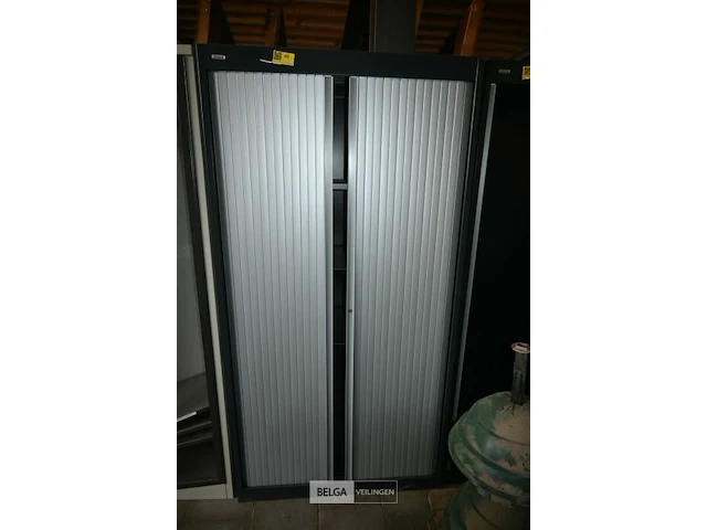 Metalen dossierkast met roldeuren - afbeelding 2 van  4
