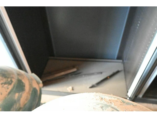 Metalen dossierkast met roldeuren - afbeelding 4 van  4