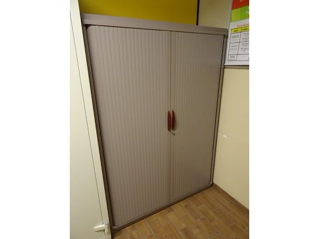 Metalen dossierkast + tafel - afbeelding 1 van  3