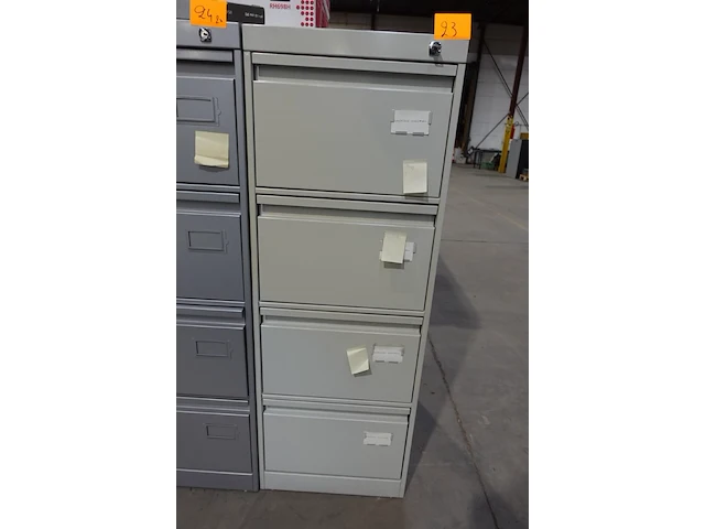 Metalen dossierkast - afbeelding 1 van  4