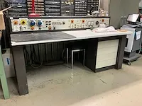 Metalen electro werkbank voorzien van 4 laden - afbeelding 1 van  7