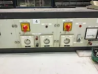 Metalen electro werkbank voorzien van 4 laden - afbeelding 5 van  7