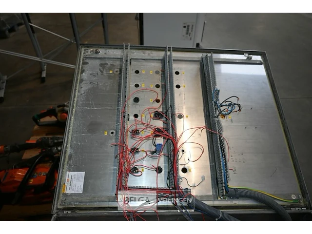 Metalen elektriciteitskast - afbeelding 2 van  10