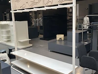 Metalen etalagemeubel only - afbeelding 1 van  2