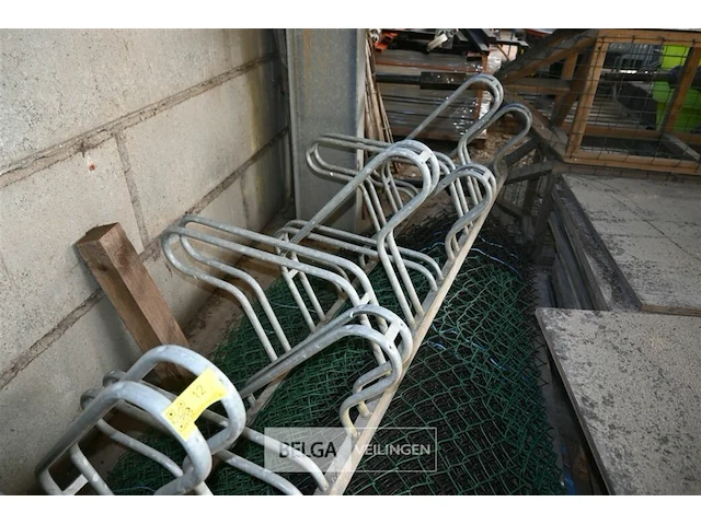 Metalen fietsrek - afbeelding 2 van  4